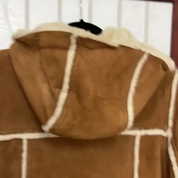 UGG AUSTRALIA LEATHER SHERLING COAT SIZE XS - Picture 4 of 8